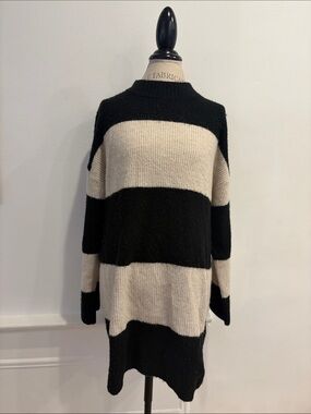 H&M Black and Cream Striped Crewneck Sweater